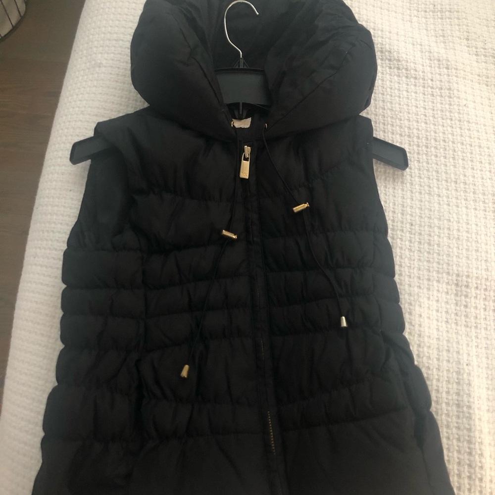 Michael Korea vest